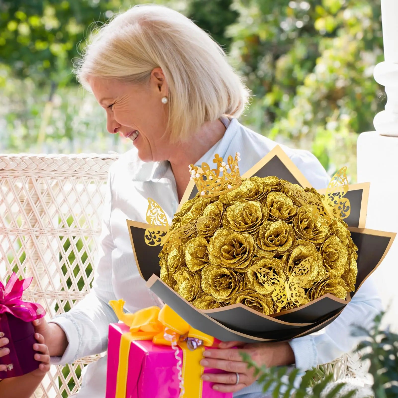 Großer Rosenstrauß in Gold