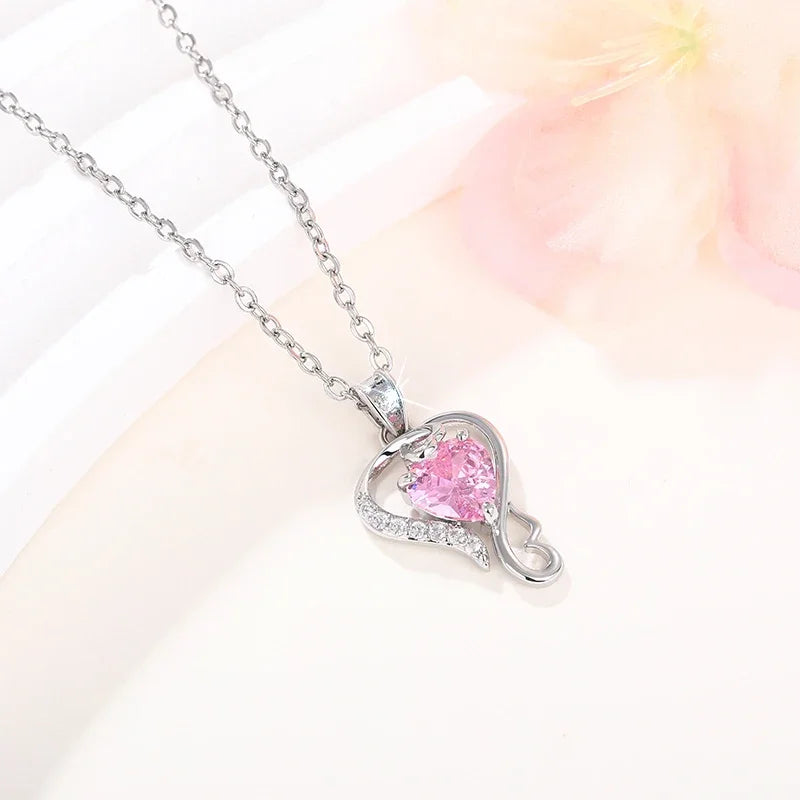Herz-Halskette mit rosafarbenem Stein