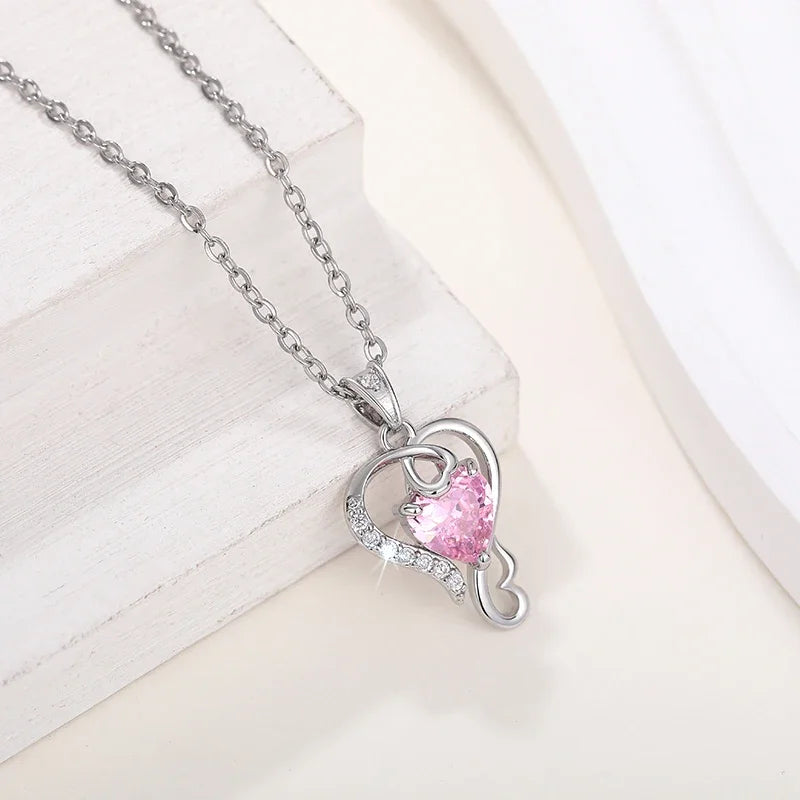 Herz-Halskette mit rosafarbenem Stein